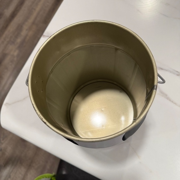 Vintage Chupa Chups Ice Cream Flavored Lollipops Dairy Farm Tin Can Cow/with lid - Picture 10 of 11